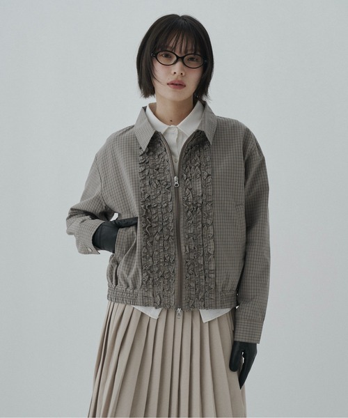 FEKETE（フェケテ）の「check frill shirt blouson / チェックフリルシャツブルゾン（ブルゾン・レディース・ブラック/ベージュ・LARGE/MEDIUM/SMALL）」の14枚目の写真
