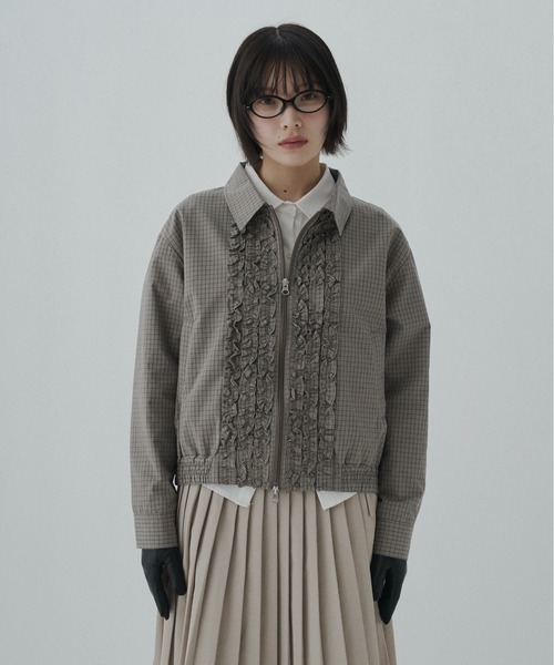 FEKETE（フェケテ）の「check frill shirt blouson / チェックフリルシャツブルゾン（ブルゾン・レディース・ブラック/ベージュ・LARGE/MEDIUM/SMALL）」の15枚目の写真