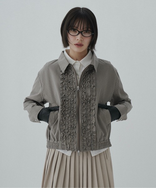 FEKETE（フェケテ）の「check frill shirt blouson / チェックフリルシャツブルゾン（ブルゾン・レディース・ブラック/ベージュ・LARGE/MEDIUM/SMALL）」の18枚目の写真