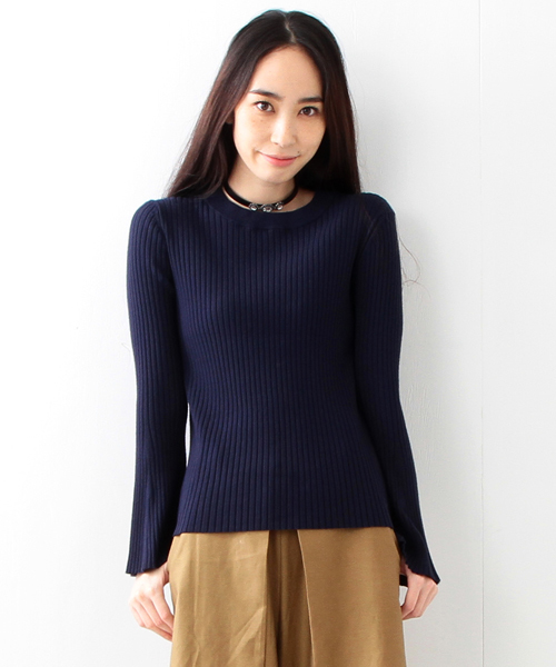 Ray BEAMS（レイビームス）の「◇RBS / リブ フレアスリーブ クルーネック（ニット/セーター・レディース・オフホワイト/ネイビー/ベージュ・ONE SIZE）」の6枚目の写真