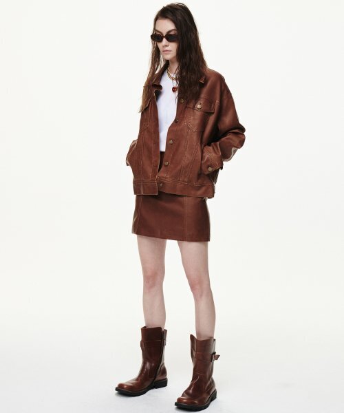 B QUIET(ビークワイエット)の「FAUX LEATHER WASHED MINI SKIRTS_TAN BROWN(スカート・レディース・その他・MEDIUM/SMALL)」の4枚目の写真