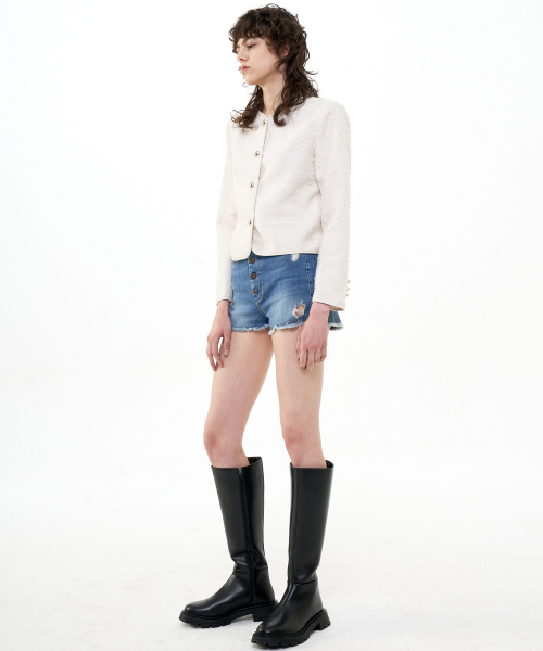 B QUIET(ビークワイエット)の「CROPPED TWEED JACKET_IVORY(テーラードジャケット・レディース・その他・MEDIUM/SMALL)」の2枚目の写真