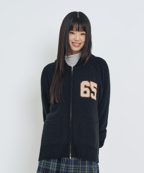 LMR（エルエムアール）の「シャニョン ウールコウイチャン ニットジップアップ BLACK（ニット/セーター・レディース・ブラック・FREE）」の2枚目の写真