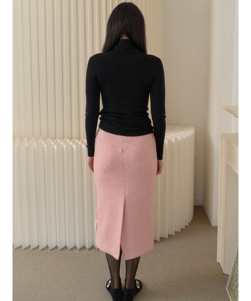 Sorry,Too Much Love(ソーリートゥーマッチラブ)の「Soft Fine Rib Turtleneck Knit_Black(ニット/セーター・レディース・その他・FREE)」の5枚目の写真