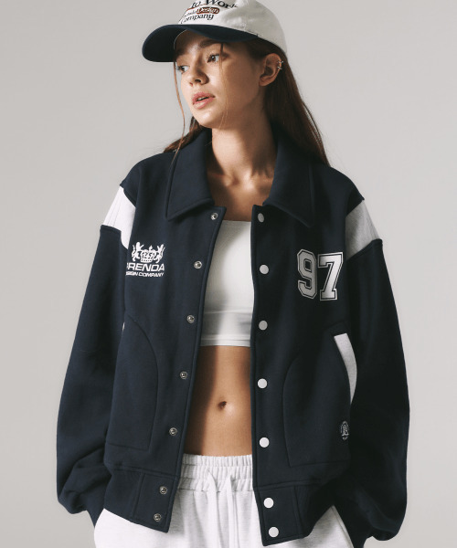 PRENDA(プレンダ)の「SWEAT VARSITY JACKET NAVY(スタジャン・レディース・その他・SMALL)」の1枚目の写真