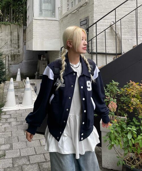 PRENDA(プレンダ)の「SWEAT VARSITY JACKET NAVY(スタジャン・レディース・その他・SMALL)」の7枚目の写真