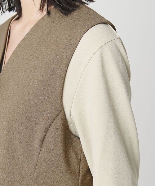 BEAUTY&YOUTH UNITED ARROWS（ビューティーアンドユースユナイテッドアローズ）の「【WEB限定 Wardrobe DAILY MINIMAL】メランジ ペプラムベスト ウォッシャブル（ベスト・レディース・モカ/ブラック・S/M）」の19枚目の写真