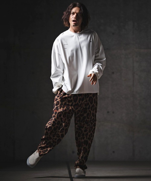 GLIMCLAP(グリムクラップ)の「mlt5568-Airy Smooth Fabric Long Sleeve T-Shirt ロングスリーブカットソー(201-028-gls-cg)(Tシャツ/カットソー・メンズ・ブラック/ホワイト/ベージュ/チャコール・L/M/S)」の11枚目の写真