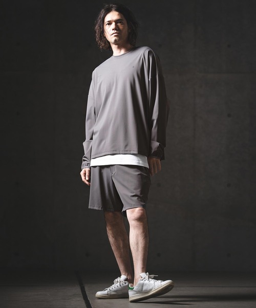 GLIMCLAP(グリムクラップ)の「mlt5568-Airy Smooth Fabric Long Sleeve T-Shirt ロングスリーブカットソー(201-028-gls-cg)(Tシャツ/カットソー・メンズ・ブラック/ホワイト/ベージュ/チャコール・L/M/S)」の17枚目の写真