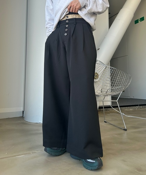 MandO(エムオー)(エムオー)の「ウエストレイヤードバギースラックス/ストライプパンツ(スラックス・メンズ・ブラック系その他/ブラック・SMALL/MEDIUM/LARGE)」の5枚目の写真