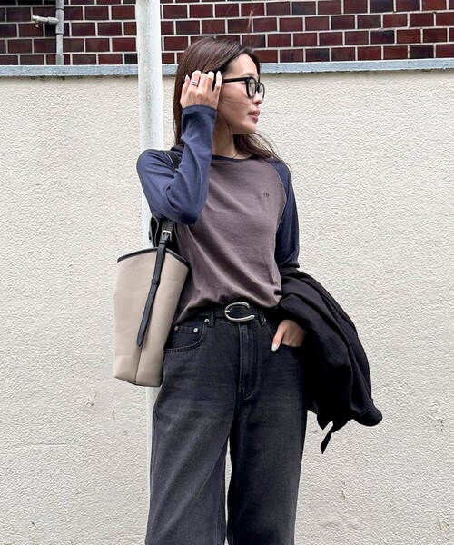 fredy emue（フレディエミュ）の「異素材コンビワンハンドルバッグ（ショルダーバッグ・レディース・ブラック系その他/ブラウン/ホワイト系その他・FREE）」の9枚目の写真