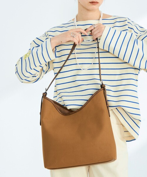 fredy emue（フレディエミュ）の「異素材コンビワンハンドルバッグ（ショルダーバッグ・レディース・ブラック系その他/ブラウン/ホワイト系その他・FREE）」の16枚目の写真