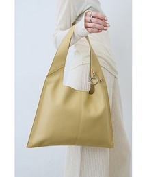 トライアングルワンハンドルミニバッグ / 500mlペットボトル収納可能