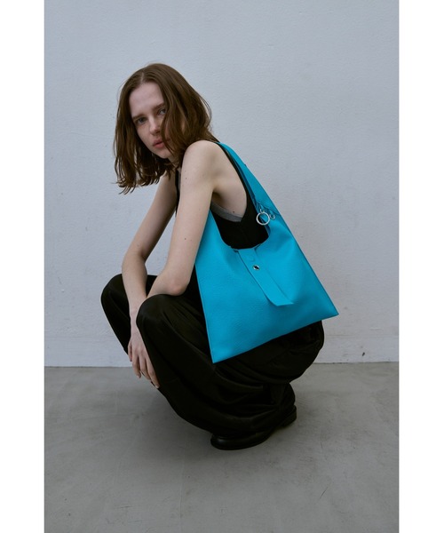 un/neu(アンノイ)の「トライアングルワンハンドルミニバッグ / 500mlペットボトル収納可能(ハンドバッグ・レディース・ブルー/グリーン/ブラウン/ブラック・FREE)」の22枚目の写真