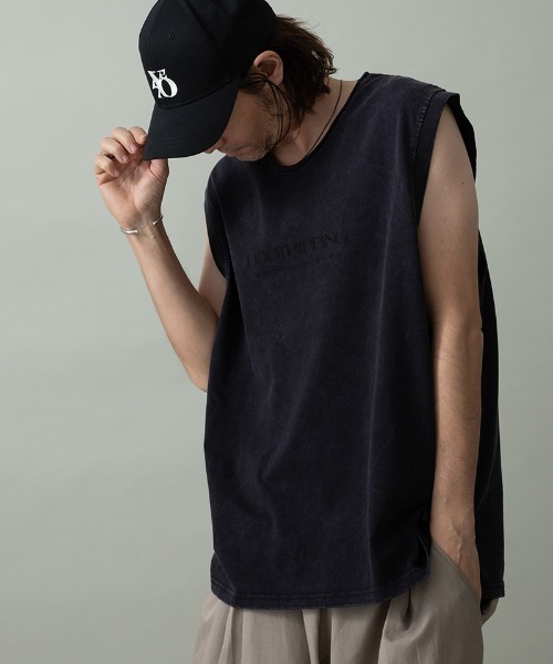 EGO TRIPPING（エゴトリッピング）の「mta604- CREWNOT bleed ノースリーブシャツ(666658)（Tシャツ/カットソー・メンズ・ブラック/ダークブラウン・48/46）」の2枚目の写真