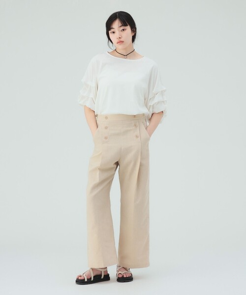 BEAMS HEART（ビームスハート）の「【デコルテ美人と二の腕カバーを両立】タック バルーンスリーブ シルケット プルオーバー（Tシャツ/カットソー・レディース・ホワイト/その他2/その他1/チャコールグレー・FREE）」の5枚目の写真