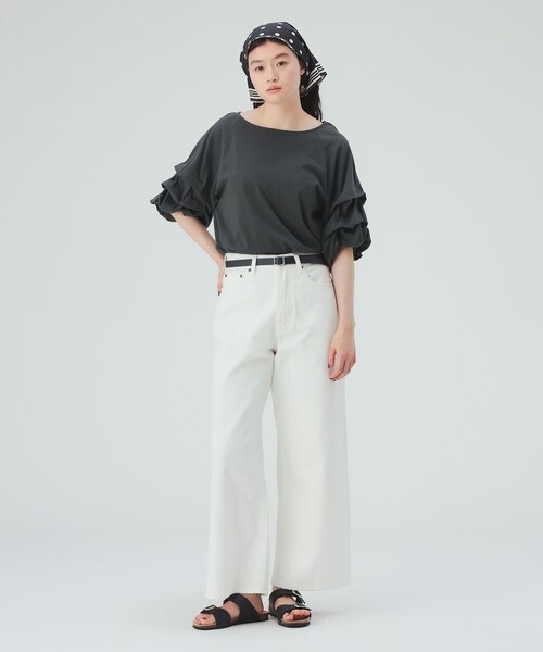 BEAMS HEART（ビームスハート）の「【デコルテ美人と二の腕カバーを両立】タック バルーンスリーブ シルケット プルオーバー（Tシャツ/カットソー・レディース・ホワイト/その他2/その他1/チャコールグレー・FREE）」の9枚目の写真