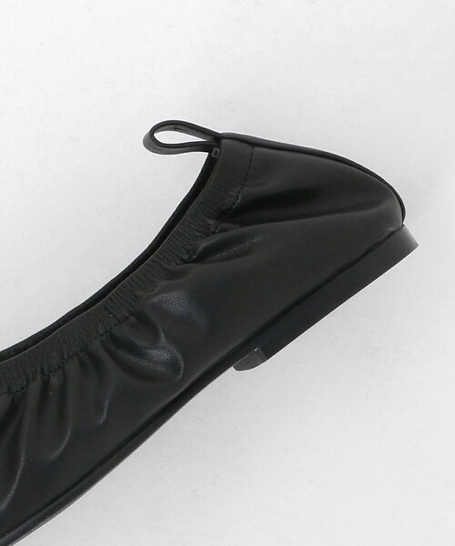 MARW UNITED ARROWS（マルゥ ユナイテッドアローズ）の「＜MARW UNITED ARROWS＋ODETTE E ODILE＞ギャザー スクエア フラットシューズ（その他シューズ・レディース・ブラック・23.5cm/22cm/24cm/24.5cm/25cm/22.5cm/23cm）」の9枚目の写真