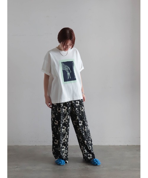 FIL DE FER(フィルデフェール)の「ジラフプリント クルーネックTEE(Tシャツ/カットソー・レディース・グリーン/ボルドー/ネイビー・FREE)」の16枚目の写真