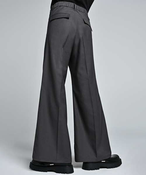 ADRER(アドラー)の「Extra Quality TR Flare Slacks / エクストラクオリティ TR フレアスラックス(スラックス・メンズ・チャコールグレー/ブラック・XS/L/M/S)」の4枚目の写真
