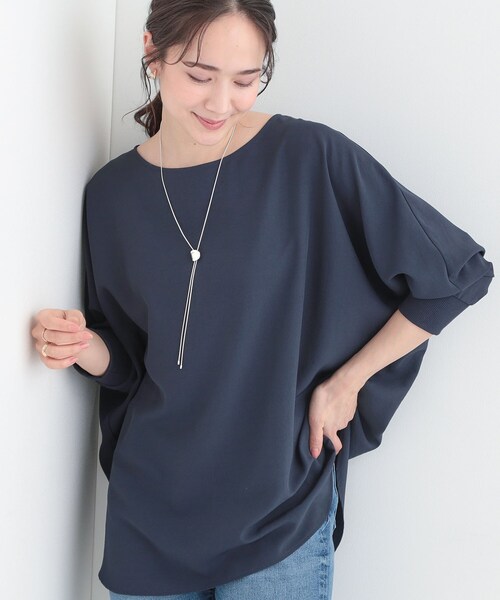 SHOO・LA・RUE（シューラルー）の「【着丈選べる/体型カバー/洗濯機可】さらさらとろん ドルマンブラウス（シャツ/ブラウス・レディース・ライトイエロー系/ピンク系/ピンク系9/サックスブルー系7/ネイビー/ライトイエロー系8/ブラウン系その他/サックスブルー/グレー系4/ブラウン系その他5/ネイビー系5/グレー・00）」の7枚目の写真