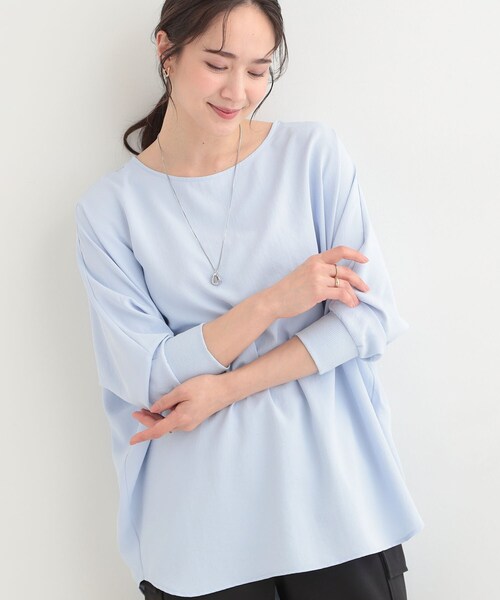 SHOO・LA・RUE（シューラルー）の「【着丈選べる/体型カバー/洗濯機可】さらさらとろん ドルマンブラウス（シャツ/ブラウス・レディース・ライトイエロー系/ピンク系/ピンク系9/サックスブルー系7/ネイビー/ライトイエロー系8/ブラウン系その他/サックスブルー/グレー系4/ブラウン系その他5/ネイビー系5/グレー・00）」の8枚目の写真