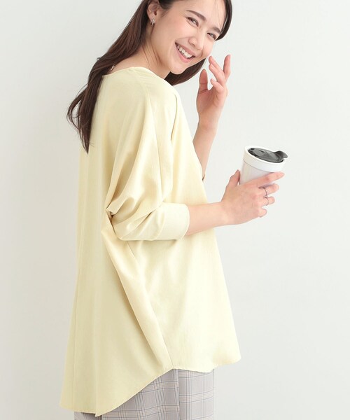 SHOO・LA・RUE（シューラルー）の「【着丈選べる/体型カバー/洗濯機可】さらさらとろん ドルマンブラウス（シャツ/ブラウス・レディース・ライトイエロー系/ピンク系/ピンク系9/サックスブルー系7/ネイビー/ライトイエロー系8/ブラウン系その他/サックスブルー/グレー系4/ブラウン系その他5/ネイビー系5/グレー・00）」の10枚目の写真