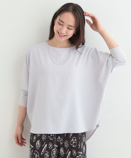 SHOO・LA・RUE（シューラルー）の「【着丈選べる/体型カバー/洗濯機可】さらさらとろん ドルマンブラウス（シャツ/ブラウス・レディース・ライトイエロー系/ピンク系/ピンク系9/サックスブルー系7/ネイビー/ライトイエロー系8/ブラウン系その他/サックスブルー/グレー系4/ブラウン系その他5/ネイビー系5/グレー・00）」の14枚目の写真