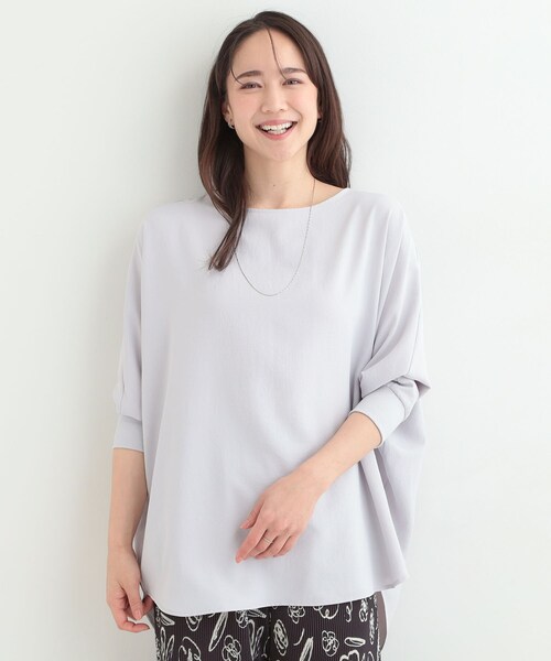 SHOO・LA・RUE（シューラルー）の「【着丈選べる/体型カバー/洗濯機可】さらさらとろん ドルマンブラウス（シャツ/ブラウス・レディース・ライトイエロー系/ピンク系/ピンク系9/サックスブルー系7/ネイビー/ライトイエロー系8/ブラウン系その他/サックスブルー/グレー系4/ブラウン系その他5/ネイビー系5/グレー・00）」の18枚目の写真