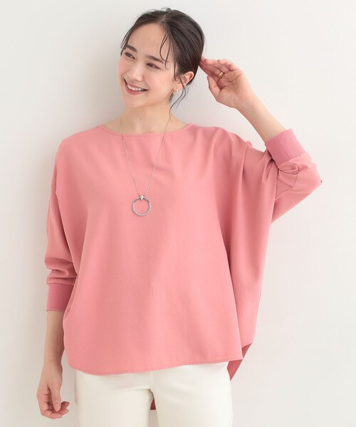 SHOO・LA・RUE(シューラルー)の「【着丈選べる/体型カバー/洗濯機可】さらさらとろん ドルマンブラウス(シャツ/ブラウス・レディース・ライトイエロー系/ピンク系/ピンク系9/サックスブルー系7/ネイビー/ライトイエロー系8/ブラウン系その他/サックスブルー/グレー系4/ブラウン系その他5/ネイビー系5/グレー・00)」の21枚目の写真