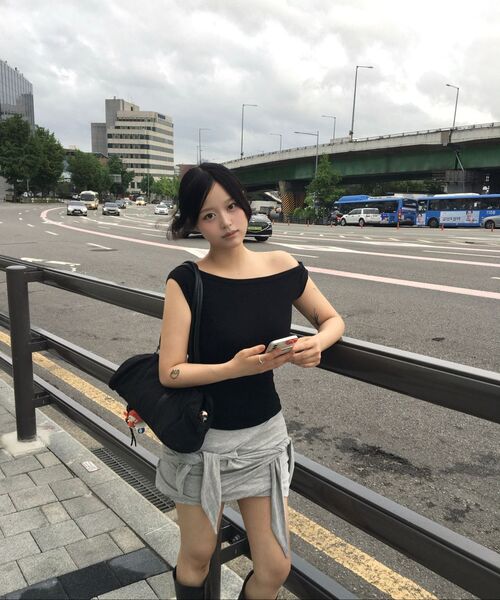 ROCKCAKE（ロックケーキ）の「Drape Wrap Mini Skirt - Gray（スカート・レディース・その他・SMALL）」の5枚目の写真