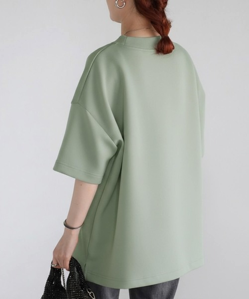 Cinderella(シンデレラ)の「Tシャツ レディース シャツ 春 夏 半袖 春夏 カットソー モックネック ドロップショルダー ゆったり 大きいサイズ かわいい おしゃれ ミドル丈 シンプル 無地 女性 きれいめ ダンボール 20代 30代 40代 50代 ブラック アイボリー ライトブルー ライトグリーン(Tシャツ/カットソー・レディース・ブラック/ライトブルー/ライトグリーン・FREE)」の6枚目の写真