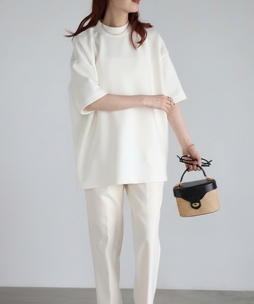 Cinderella(シンデレラ)の「Tシャツ レディース シャツ 春 夏 半袖 春夏 カットソー モックネック ドロップショルダー ゆったり 大きいサイズ かわいい おしゃれ ミドル丈 シンプル 無地 女性 きれいめ ダンボール 20代 30代 40代 50代 ブラック アイボリー ライトブルー ライトグリーン(Tシャツ/カットソー・レディース・ブラック/ライトブルー/ライトグリーン・FREE)」の14枚目の写真