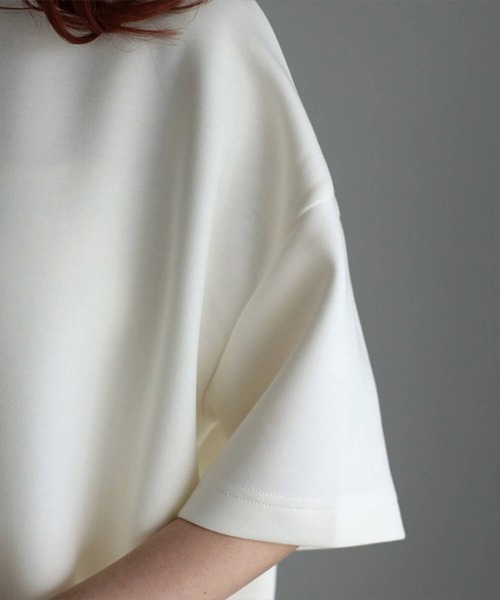 Cinderella(シンデレラ)の「Tシャツ レディース シャツ 春 夏 半袖 春夏 カットソー モックネック ドロップショルダー ゆったり 大きいサイズ かわいい おしゃれ ミドル丈 シンプル 無地 女性 きれいめ ダンボール 20代 30代 40代 50代 ブラック アイボリー ライトブルー ライトグリーン(Tシャツ/カットソー・レディース・ブラック/ライトブルー/ライトグリーン・FREE)」の19枚目の写真