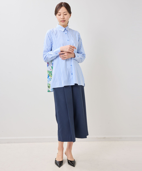 NARACAMICIE（ナラカミーチェ）の「【NARACAMICIE】ストレッチストライプバックラインフラワー柄長袖シャツ（シャツ/ブラウス・レディース・ブルー/ピンク・M/XL）」の14枚目の写真