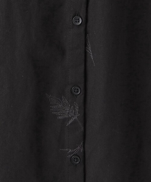 one'sterrace(ワンズテラス)の「刺繍ワンピース(ワンピース・レディース・ブラウン系8/ブルー系その他7/ブラック系8・02)」の12枚目の写真