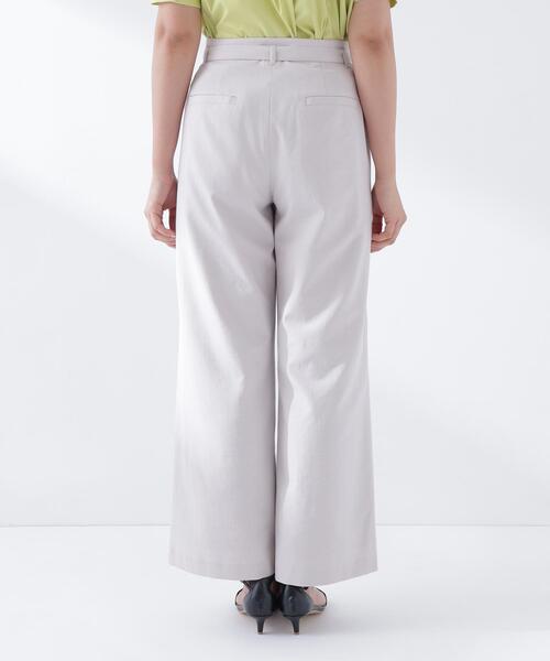 NATURAL BEAUTY BASIC(ナチュラルビューティーベーシック)の「【Oggi5月号掲載】◇<骨格ナチュラル>リネンブレンドパンツ(その他パンツ・レディース・ダークブラウン/ベージュ/オフホワイト・MEDIUM/P/S)」の22枚目の写真