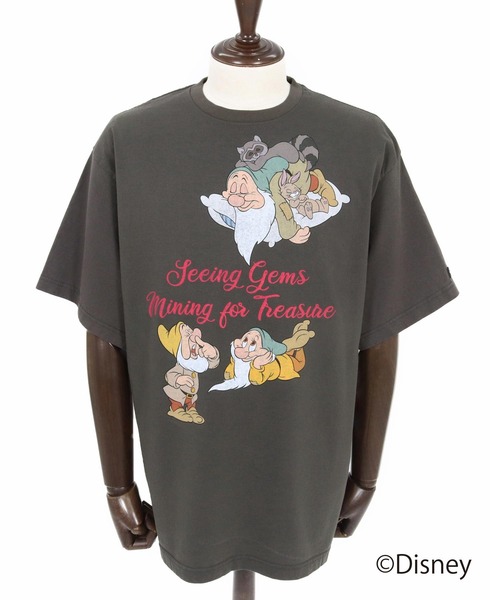 ADAM PATEK(アダムパテック)の「mt10343-ADAMPATEK -Snow White and the Seven Dwarfs multiT Tシャツ(AP2614041)(Tシャツ/カットソー・メンズ・ブラック/ホワイト・2/1)」の20枚目の写真