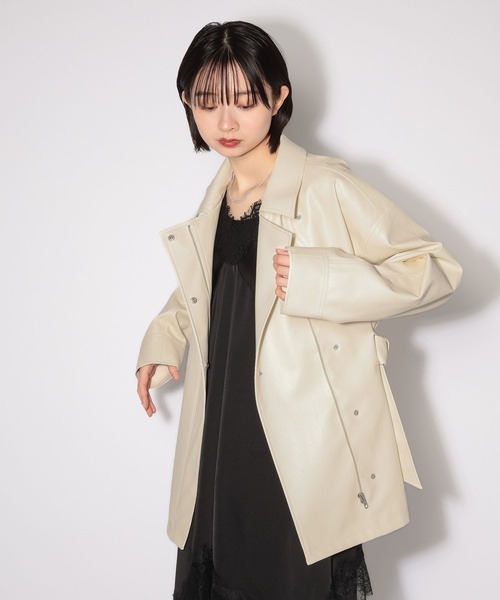 PAGEBOY（ページボーイ）の「フェイクレザールーズライダース（ライダースジャケット・レディース・オフホワイト/ブラック・FREE）」の8枚目の写真