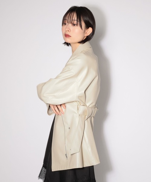 PAGEBOY（ページボーイ）の「フェイクレザールーズライダース（ライダースジャケット・レディース・オフホワイト/ブラック・FREE）」の9枚目の写真