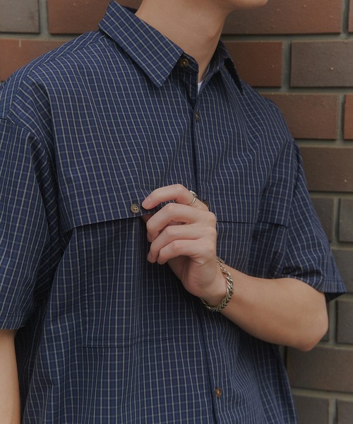 MAISON CLUB（メゾンクラブ）の「【MAISON CLUB】Outdoor Half Sleeve Shirt / アウトドア半袖シャツ　ボックスシルエット/ビッグポケット/ドローコード/着丈調整可能/短丈/クロップド/チェック/ミニタータンチェック（シャツ/ブラウス・メンズ・ネイビー/ブルー・L/M）」の12枚目の写真