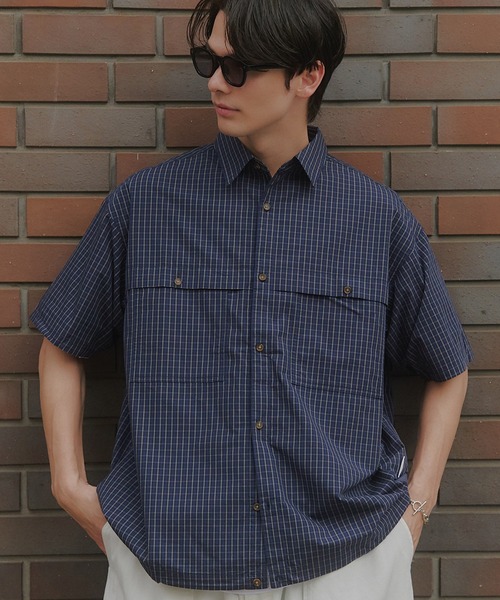 MAISON CLUB（メゾンクラブ）の「【MAISON CLUB】Outdoor Half Sleeve Shirt / アウトドア半袖シャツ　ボックスシルエット/ビッグポケット/ドローコード/着丈調整可能/短丈/クロップド/チェック/ミニタータンチェック（シャツ/ブラウス・メンズ・ネイビー/ブルー・L/M）」の17枚目の写真