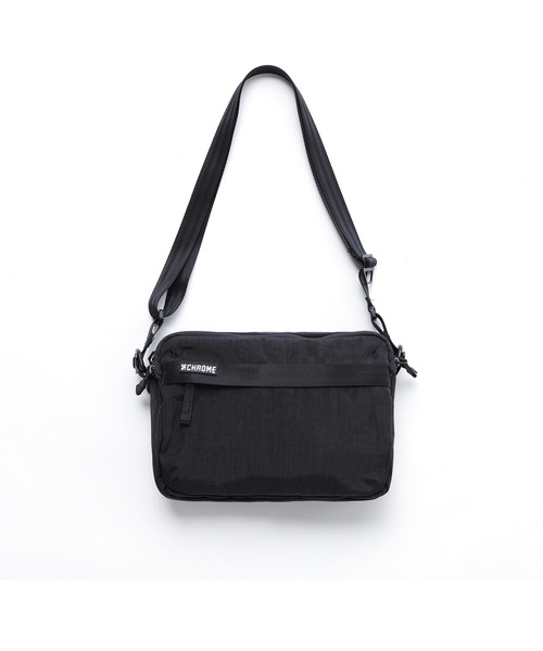 CHROME（クローム）の「［ CHROME / クローム ］PAC SHOULDER 3L BCNL_BLACK CRINKLE / パック ショルダー 3リットル ブラック クリンクル 耐水 3L ショルダーバッグ（ショルダーバッグ・メンズ・ブラック・FREE）」の3枚目の写真