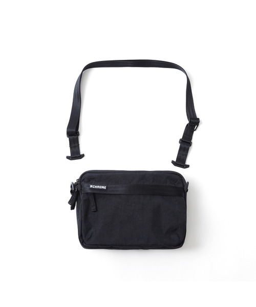 CHROME（クローム）の「［ CHROME / クローム ］PAC SHOULDER 3L BCNL_BLACK CRINKLE / パック ショルダー 3リットル ブラック クリンクル 耐水 3L ショルダーバッグ（ショルダーバッグ・メンズ・ブラック・FREE）」の9枚目の写真