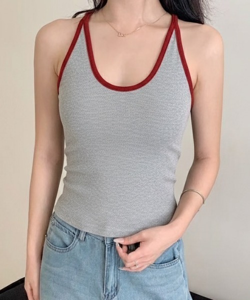 Teem Store(チームストア)の「【カップ付き/7色展開】カラバリベーシックキャミソール(キャミソール・レディース・ネイビー/ブルー系その他/レッド/グレー/グレー系その他/ブラック・F)」の3枚目の写真
