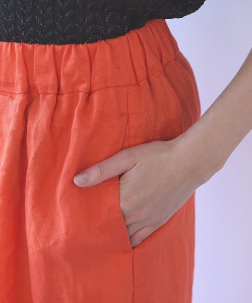 yuni(ユニ )の「△40/1 Linen easy gum tack pants(その他パンツ・レディース・ブルー/ブラック/オレンジ/アイボリー/パープル・S/M)」の13枚目の写真