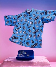 VANS（バンズ）の「SPACE MOLLY AOP シャツ / MISC AOP SS SHIRT BLUE SPACE M VN000RA8FGQ1（シャツ/ブラウス）」