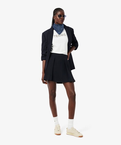 LACOSTE(ラコステ)の「ワニロゴラインスクエアサテンスカーフ(バンダナ/スカーフ・レディース・ネイビー・FREE)」の5枚目の写真