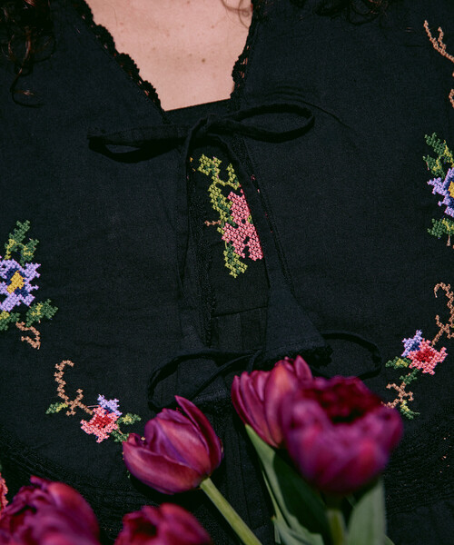 Freada/フリーダ インド フラワー クロス刺繍 レース ボレロ（シャツ