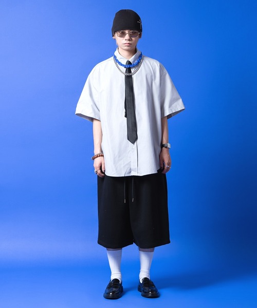 a.p.o.v.(エーピーオービー)の「a.p.o.v. スウェットスーパーワイドバギーハーフパンツ(スウェットパンツ・メンズ・アッシュグレー/グレー/ブラック・ONESIZE)」の6枚目の写真
